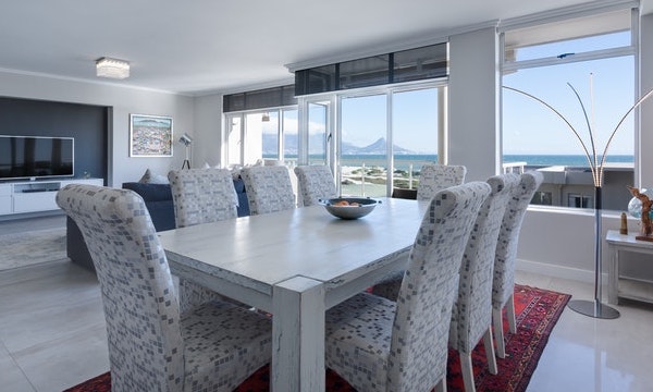 dining-table-4
